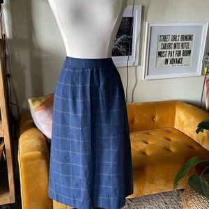 Vintage A-line blue plaid flowy skirt midi length Sz 12